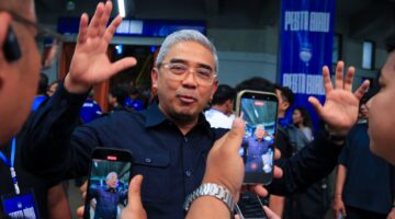 Pesta Biru: Wali Kota Apresiasi Persib yang Terus Dekat dengan Warga